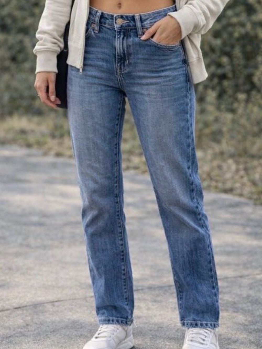 Vintage GUESS Jeans “The Cliff” Straight Leg Denim – Size 28